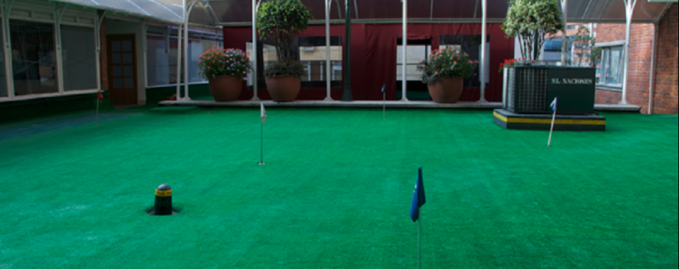 Putting Green. Fuente www.hotelcrowneplazatequendama.com